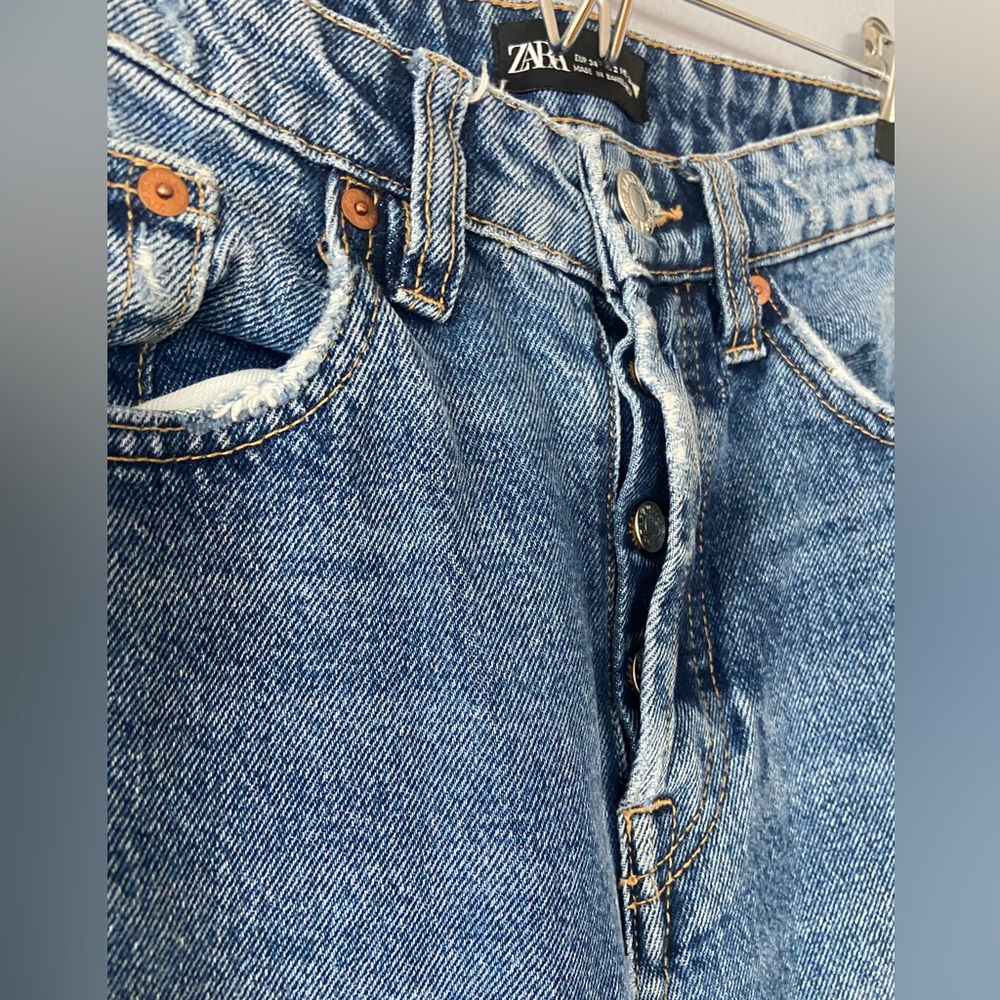๐SOLD ZARA High Rise Straight Leg Button Fly Jeans Size 2 - Picture 7 of 12